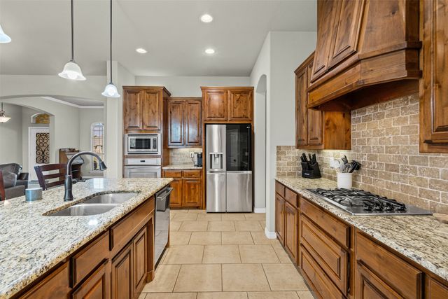 117 Aledo Glen Court, Aledo, TX 76008