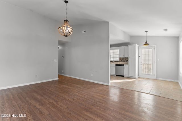 619 Varsity Drive, Wilmington, NC 28403