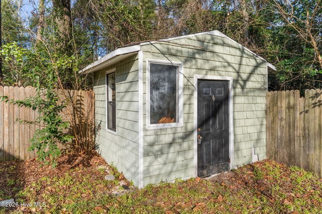 619 Varsity Drive, Wilmington, NC 28403