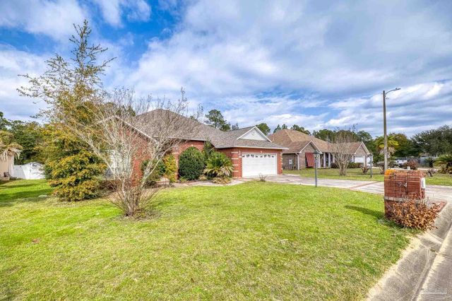 7934 Castle Pointe Way, Pensacola, FL 32506