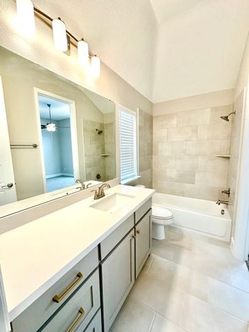 2822 Shane Drive, Midlothian, TX 76065
