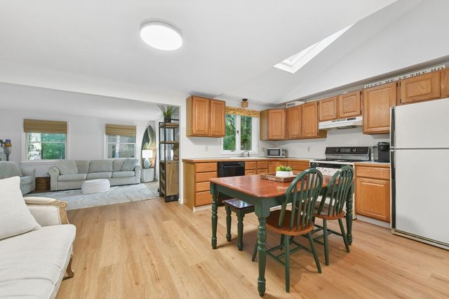 236 Poponessett Road, Barnstable, MA 02635