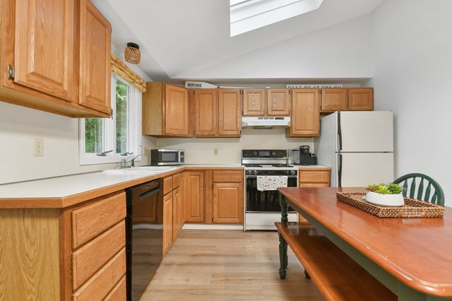 236 Poponessett Road, Barnstable, MA 02635