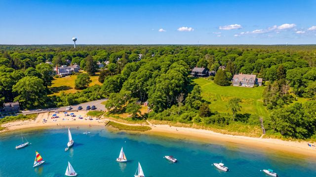 236 Poponessett Road, Barnstable, MA 02635