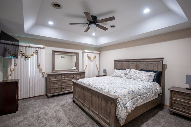 7125 Dove Drive, Schererville, IN 46375