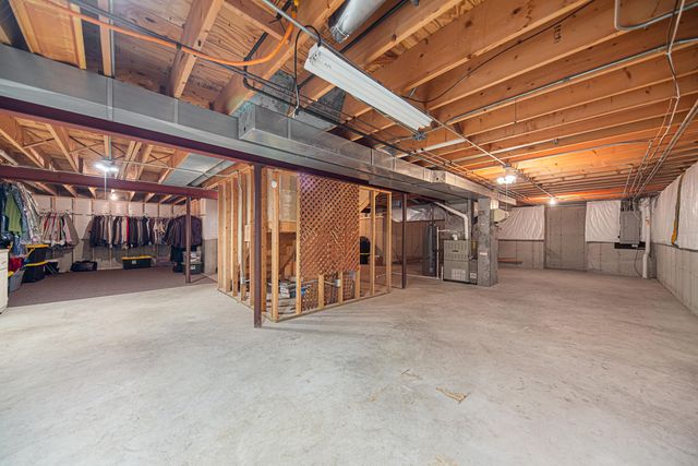 7125 Dove Drive, Schererville, IN 46375