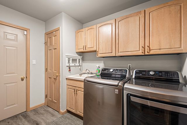 7125 Dove Drive, Schererville, IN 46375
