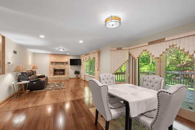 7125 Dove Drive, Schererville, IN 46375