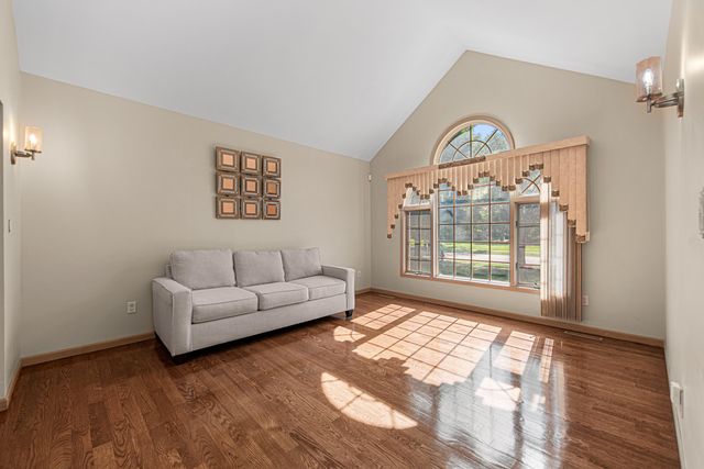 7125 Dove Drive, Schererville, IN 46375