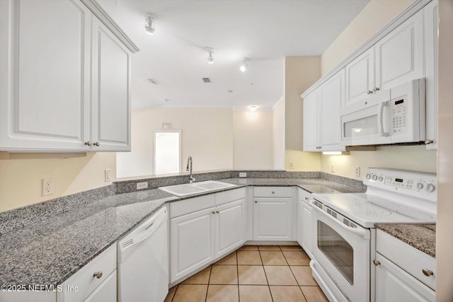 125 LEGENDARY Drive, 303, St. Augustine, FL 32092
