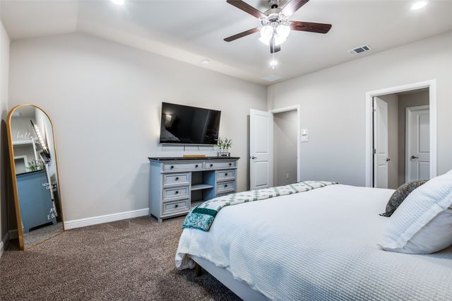 1349 Rolling Meadows Drive, Cedar Hill, TX 75104