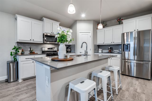 1349 Rolling Meadows Drive, Cedar Hill, TX 75104