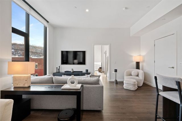 2554 Smallman St 407, Downtown Pgh, PA 15222