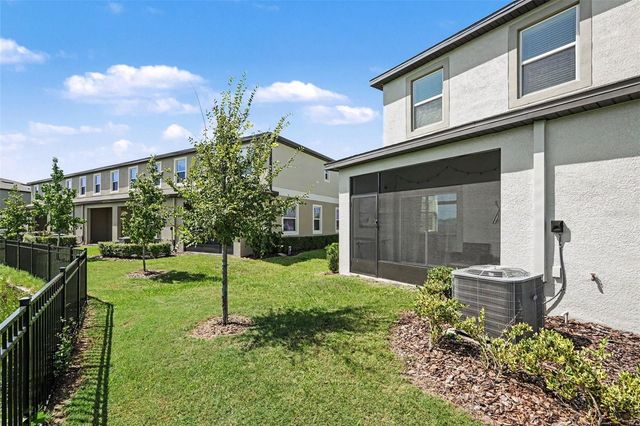 32137 POWDERPUFF MIMOSA DRIVE, San Antonio, FL 33576