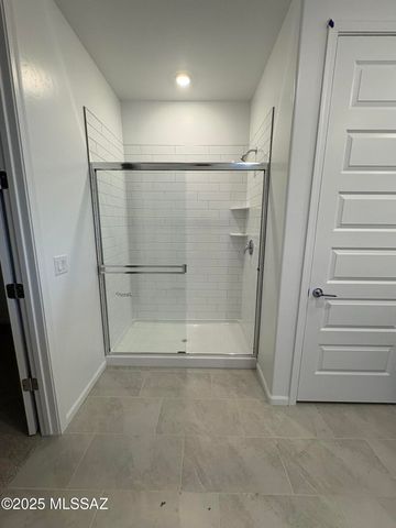 8989 E Moontear Way, Vail, AZ 85641