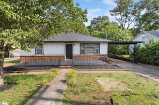 213 Pridmore Street, Laurens, SC 29325