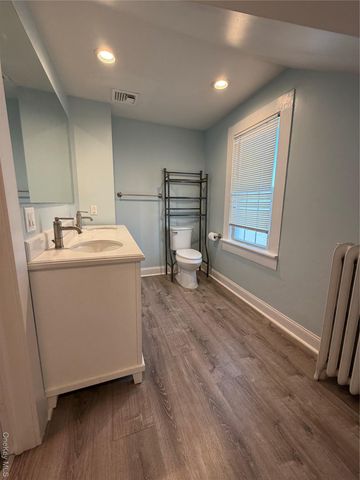 43 James Street, Babylon, NY 11702