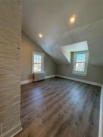 43 James Street, Babylon, NY 11702