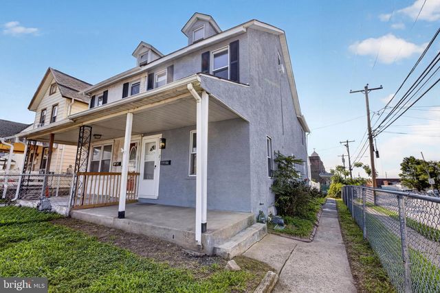 21 W 9TH ST, Marcus Hook, PA 19061