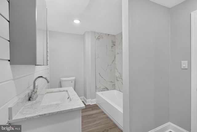 21 W 9TH ST, Marcus Hook, PA 19061