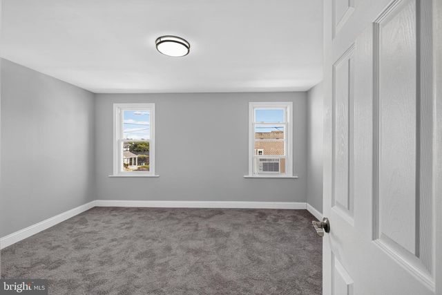 21 W 9TH ST, Marcus Hook, PA 19061