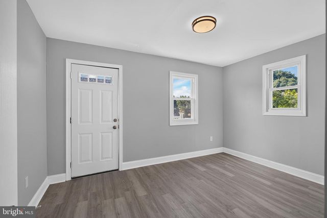 21 W 9TH ST, Marcus Hook, PA 19061
