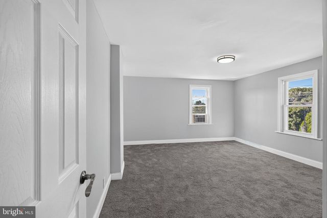 21 W 9TH ST, Marcus Hook, PA 19061
