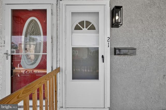 21 W 9TH ST, Marcus Hook, PA 19061