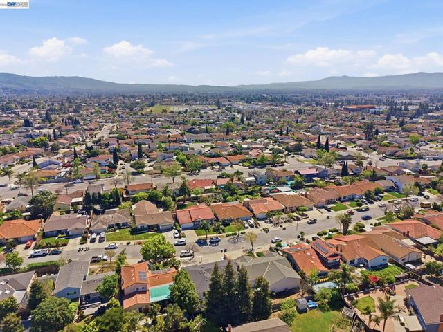 2901 Glen Heather Dr, San Jose, CA 95133