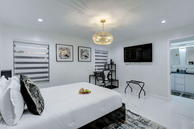 14950 Roan Court, Wellington, FL 33414