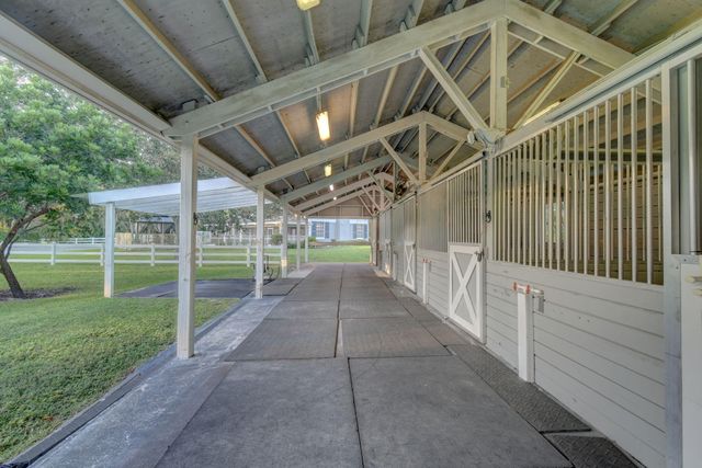 14950 Roan Court, Wellington, FL 33414