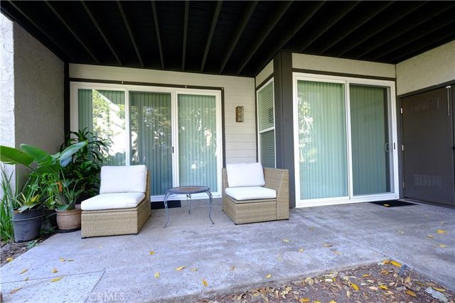 2522 W Macarthur A, Santa Ana, CA 92704