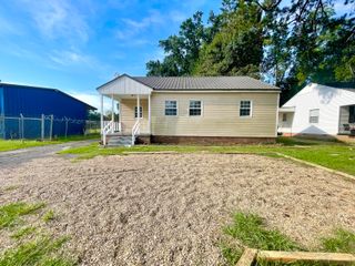 1428 W 7th St., Hattiesburg, MS 39401