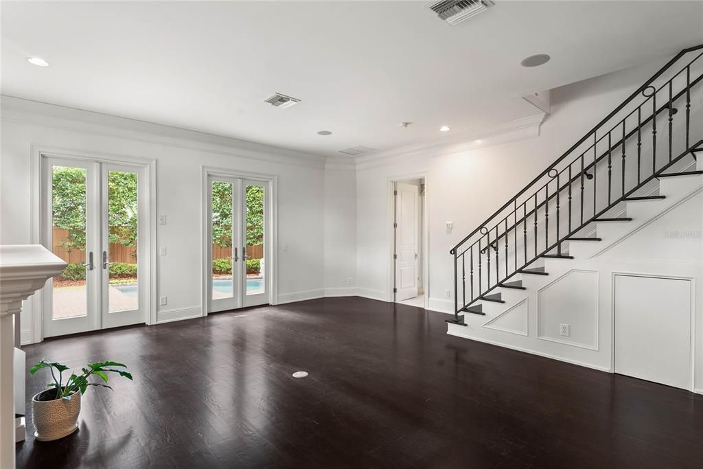 Image 15 of property listing at 1450 CHESTNUT AVENUE, Winter Park, FL 32789