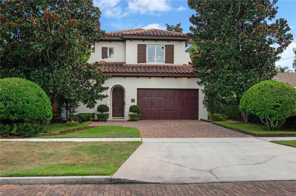 Image 2 of property listing at 1450 CHESTNUT AVENUE, Winter Park, FL 32789
