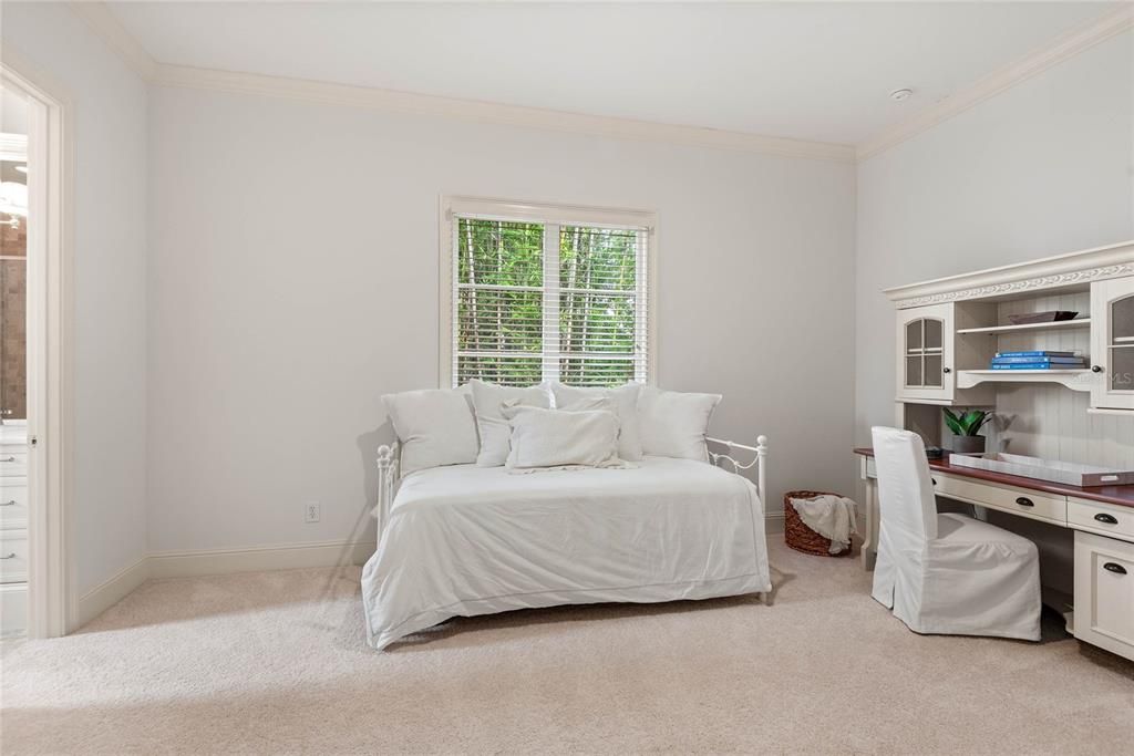 Image 30 of property listing at 1450 CHESTNUT AVENUE, Winter Park, FL 32789