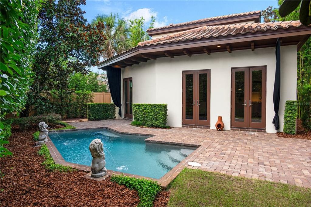 Image 36 of property listing at 1450 CHESTNUT AVENUE, Winter Park, FL 32789