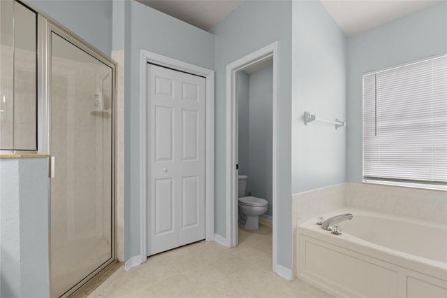 31511 WRENCREST DRIVE, Wesley Chapel, FL 33543
