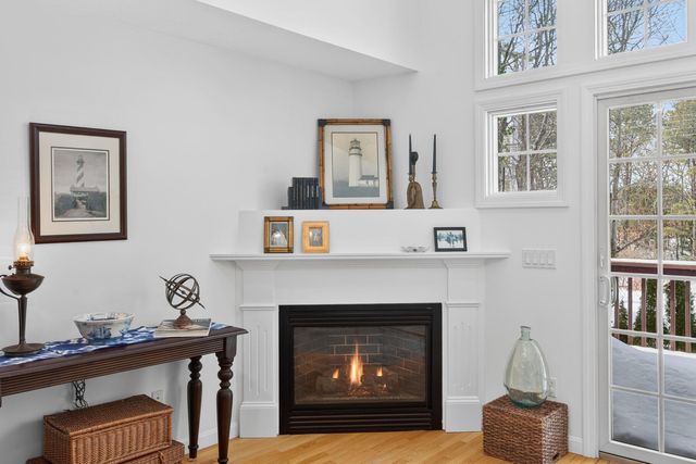 16 Gold Leaf Lane, Mashpee, MA 02649