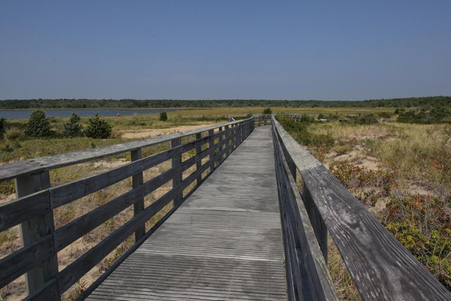 16 Gold Leaf Lane, Mashpee, MA 02649