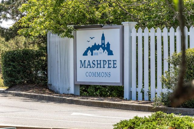 16 Gold Leaf Lane, Mashpee, MA 02649