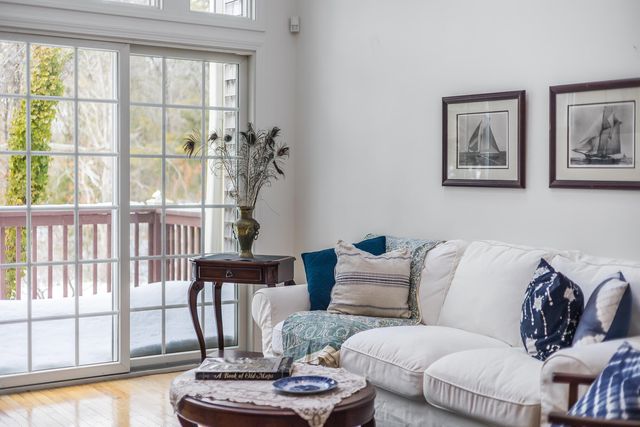 16 Gold Leaf Lane, Mashpee, MA 02649