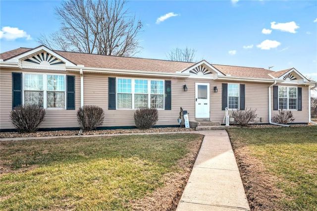 20711 S Parris Road, Pleasant Hill, MO 64080
