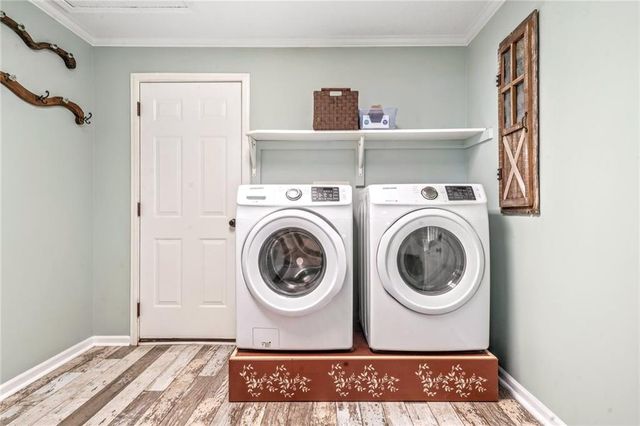 20711 S Parris Road, Pleasant Hill, MO 64080