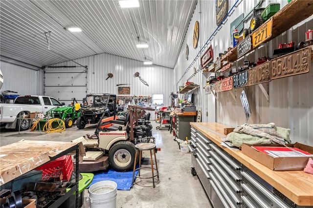 20711 S Parris Road, Pleasant Hill, MO 64080