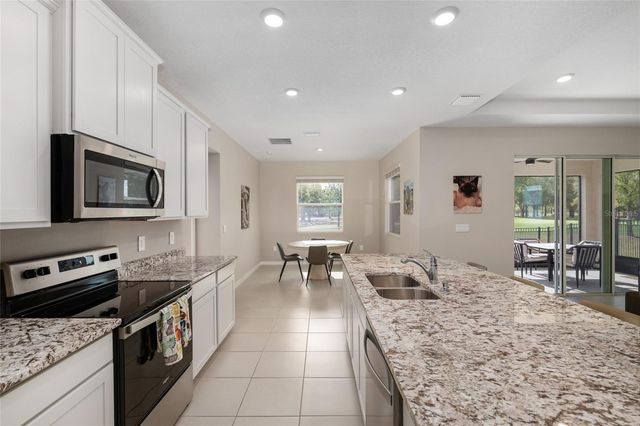 4940 NW 39TH LOOP, Ocala, FL 34482