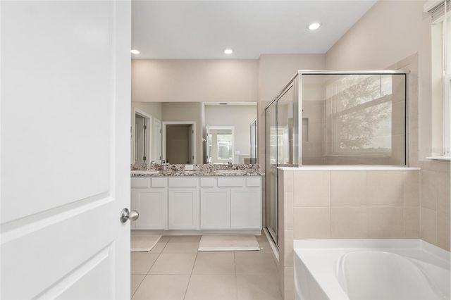 4940 NW 39TH LOOP, Ocala, FL 34482