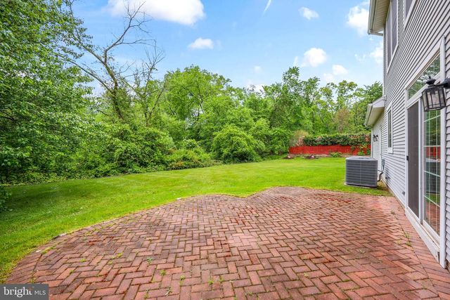 19 LARCHMONT CT, Pennington, NJ 08534