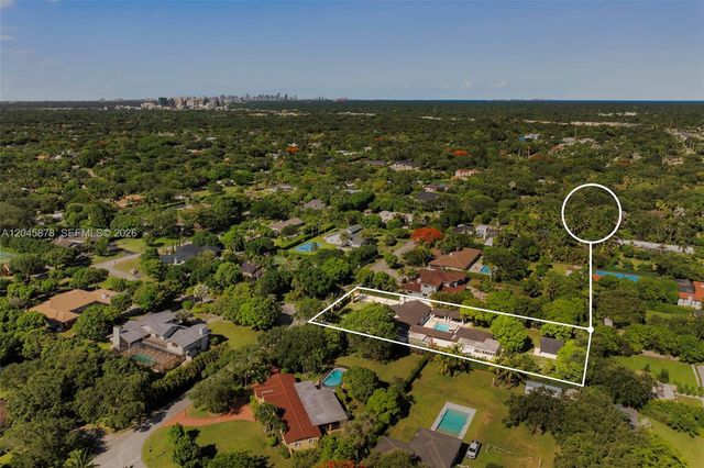 8960 SW 118th Street, Miami, FL 33176