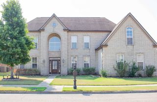 9605 GRAYS MEADOW DR, Cordova, TN 38018